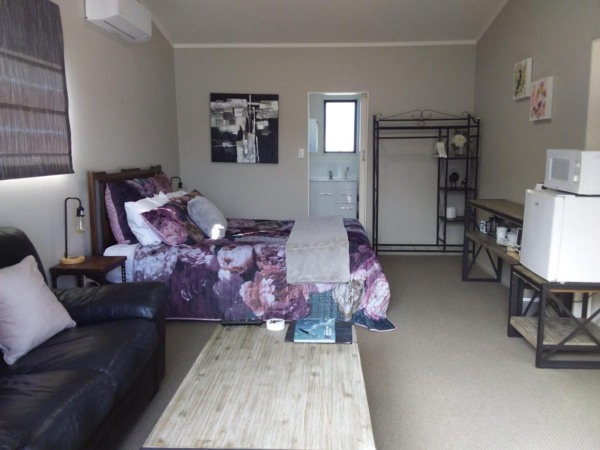 Chris And Dave'S B & B Otorohanga Extérieur photo